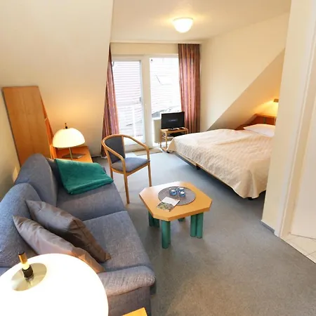 Appartementanlage Eldena Fewo 12 * Goehren (Ruegen)